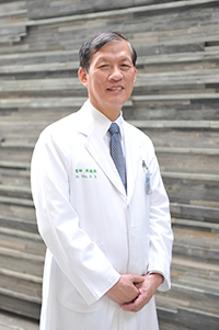 Der-Yang Cho, M.D., Ph.D. 周德陽