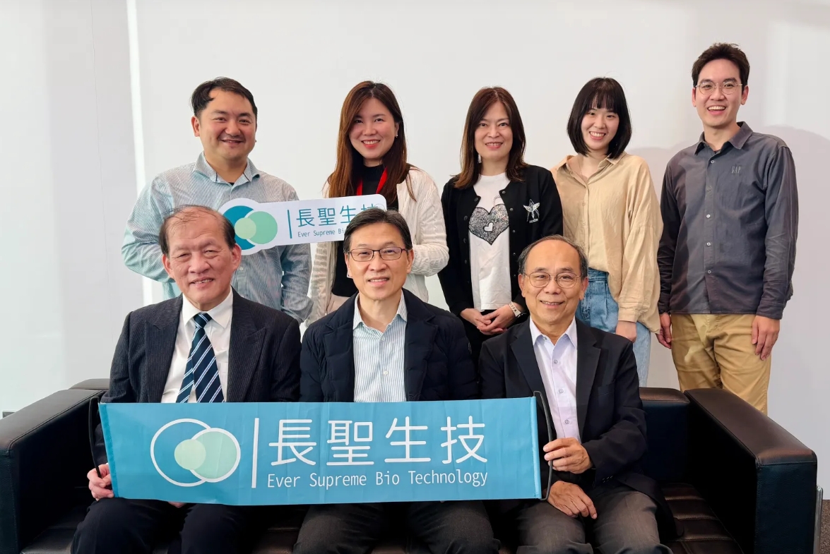 A Physician–Scientist CEO Redefines CAR-T for Solid Tumors