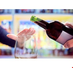 Alcohol addiction and the principles of abstinence 酒精成癮與戒酒法則